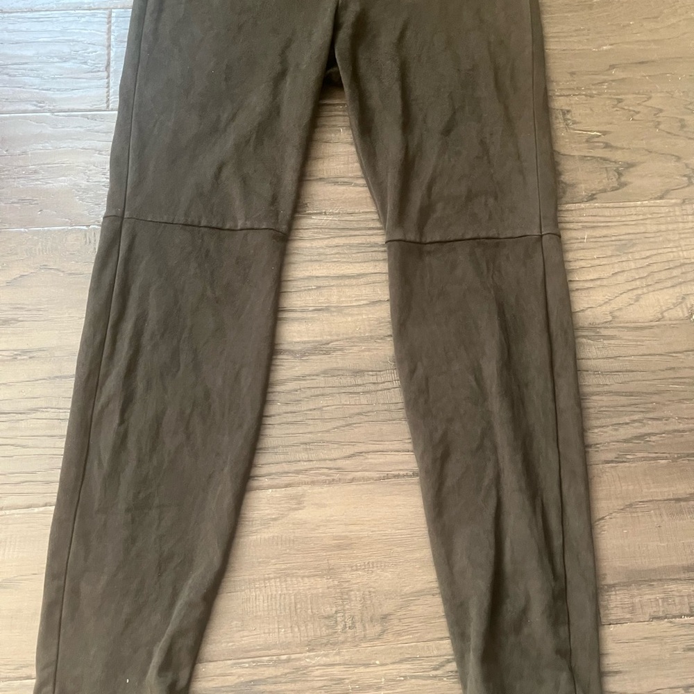 HUE Olive-Tone High Waist Faux Suede Leggings - Picture 2 of 5